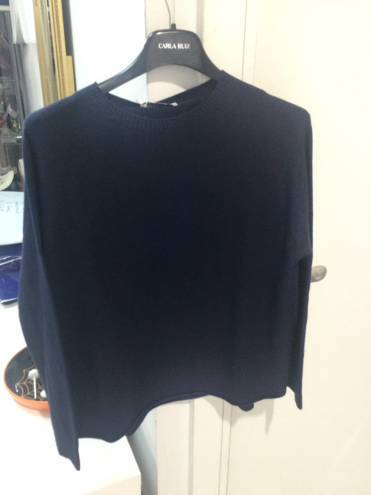 Cropped navy sweater