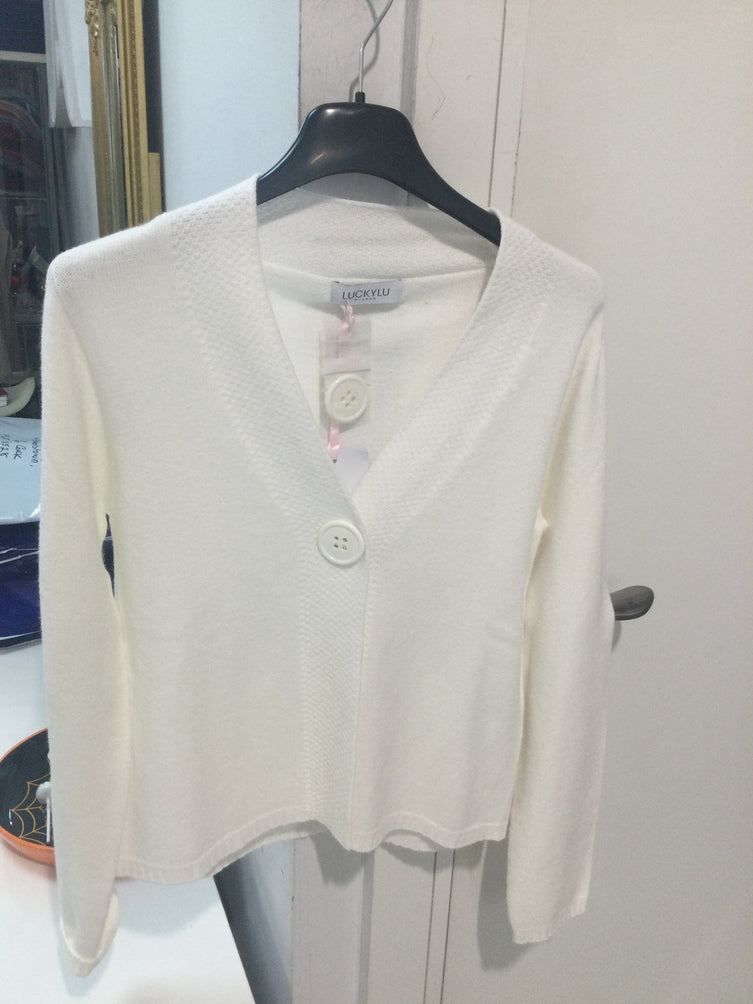 Ivory cardigan with single button