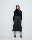 Long pleated skirt in khaki